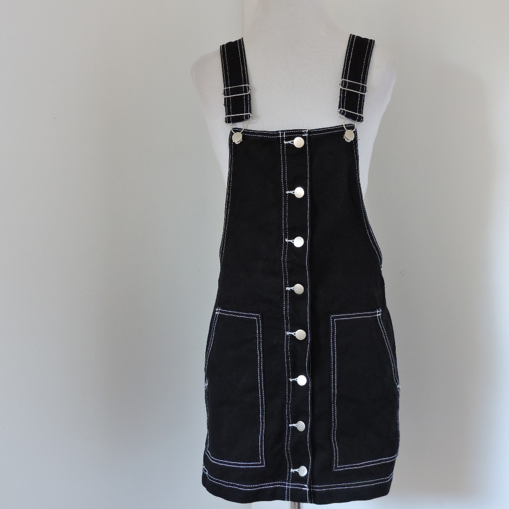 Forever 21 Black Button-Front Dress